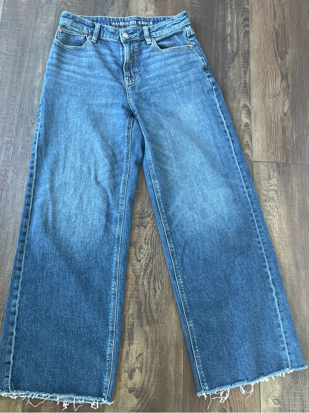 American Eagle Super High-Rise Baggy Wide-Leg Jeans, 4
